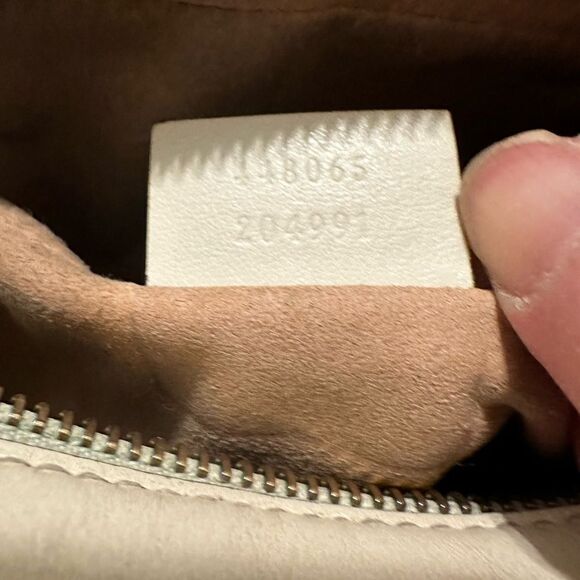 Gucci Marmont mini crossbo bag - Picture 16 of 16